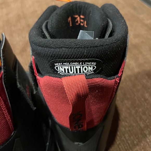 ThirtyTwo TM-2 JONES SNOWBOARD BOOTS, size 10.5, black, backcountry or resort - Picture 6 of 6